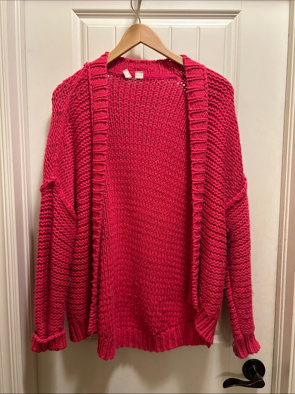 Moth M Chunky Open-Front Cardigan in Bright Pink
